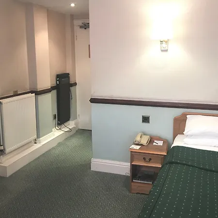 Hotel Cairn Harrogate