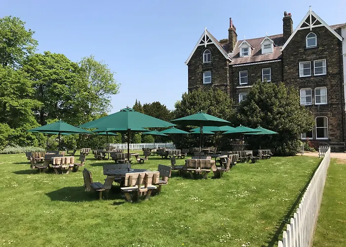 ケアン 3* ハロゲート